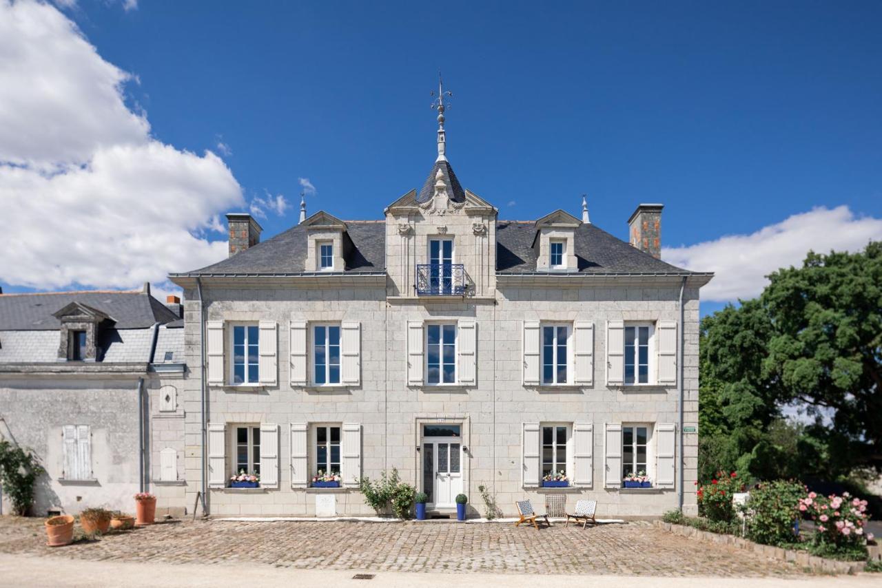 Casa Mila - Maison d'Hôtes raffinée vue sur Loire Saint-Mathurin  Extérieur photo
